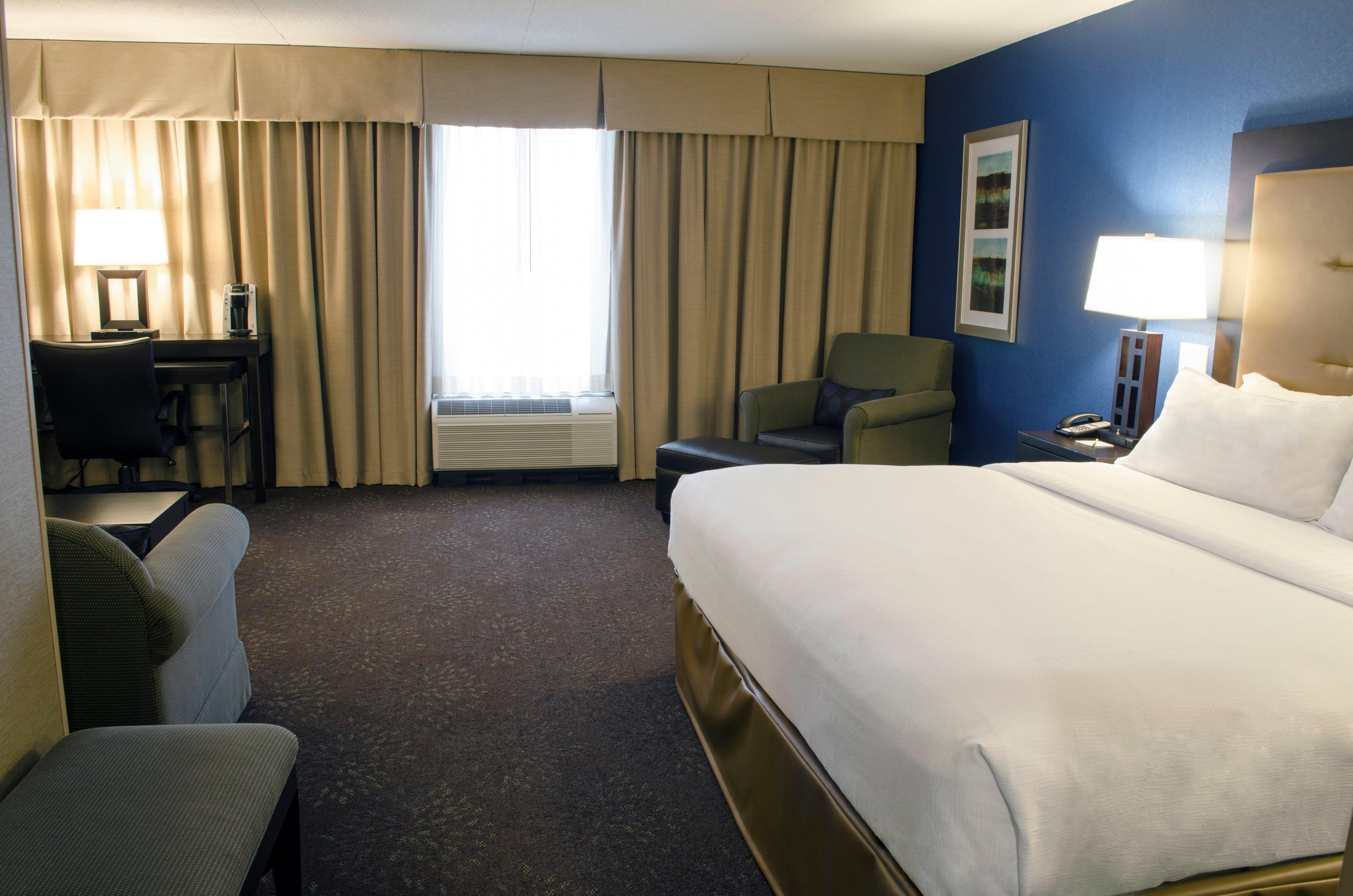 Holiday Inn Fargo By Ihg Bagian luar foto