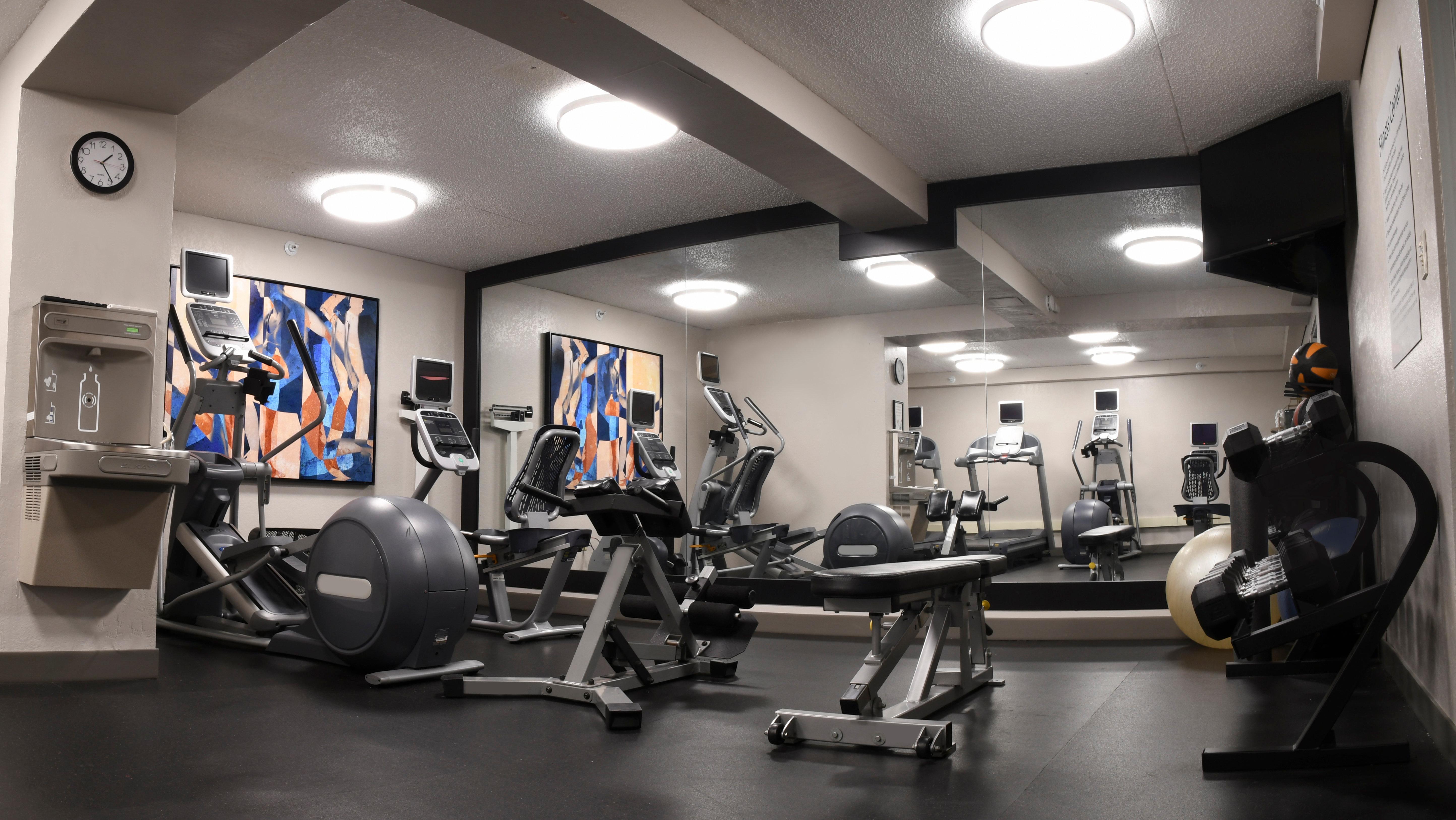 Holiday Inn Fargo By Ihg Bagian luar foto