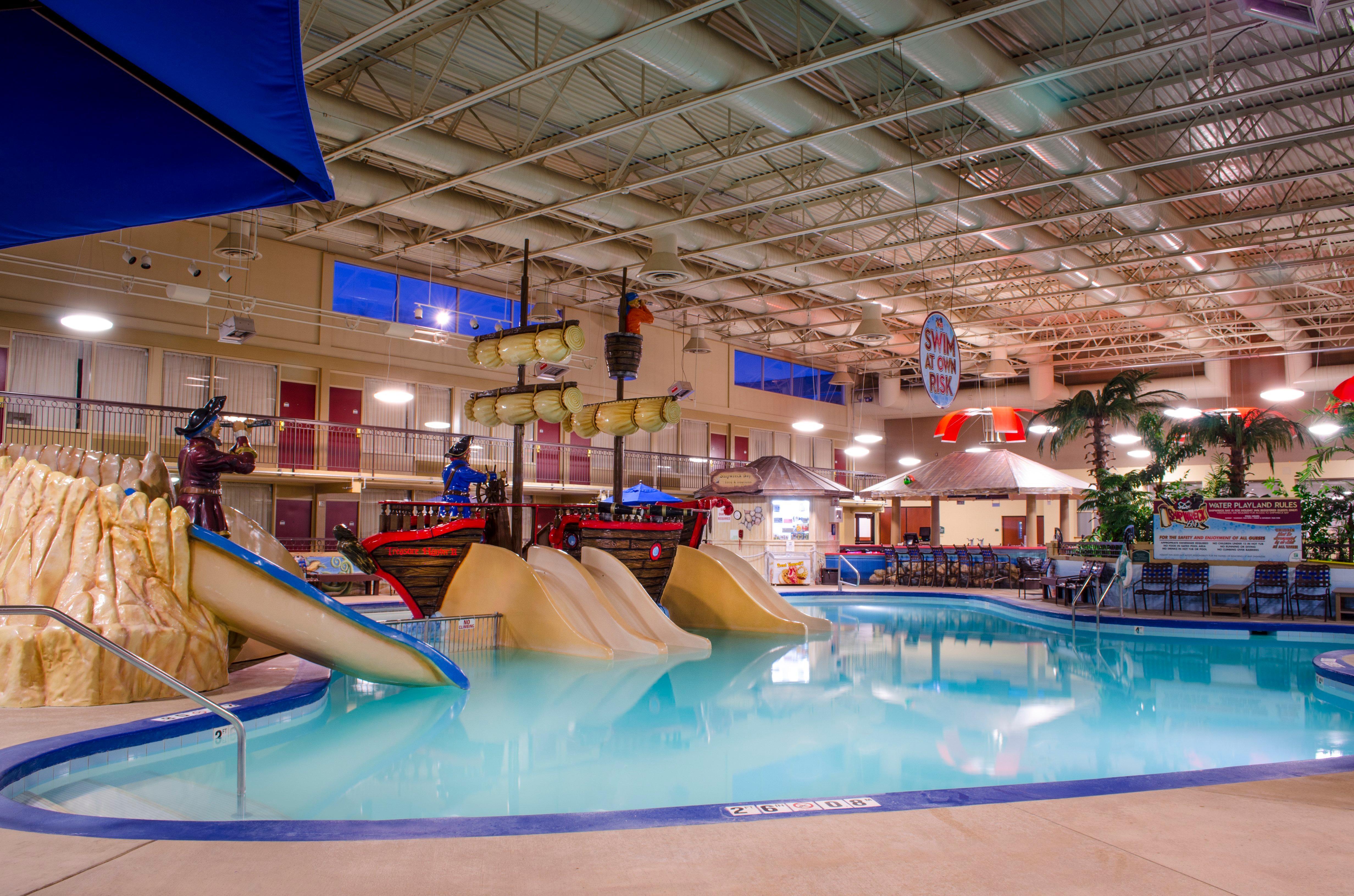 Holiday Inn Fargo By Ihg Bagian luar foto
