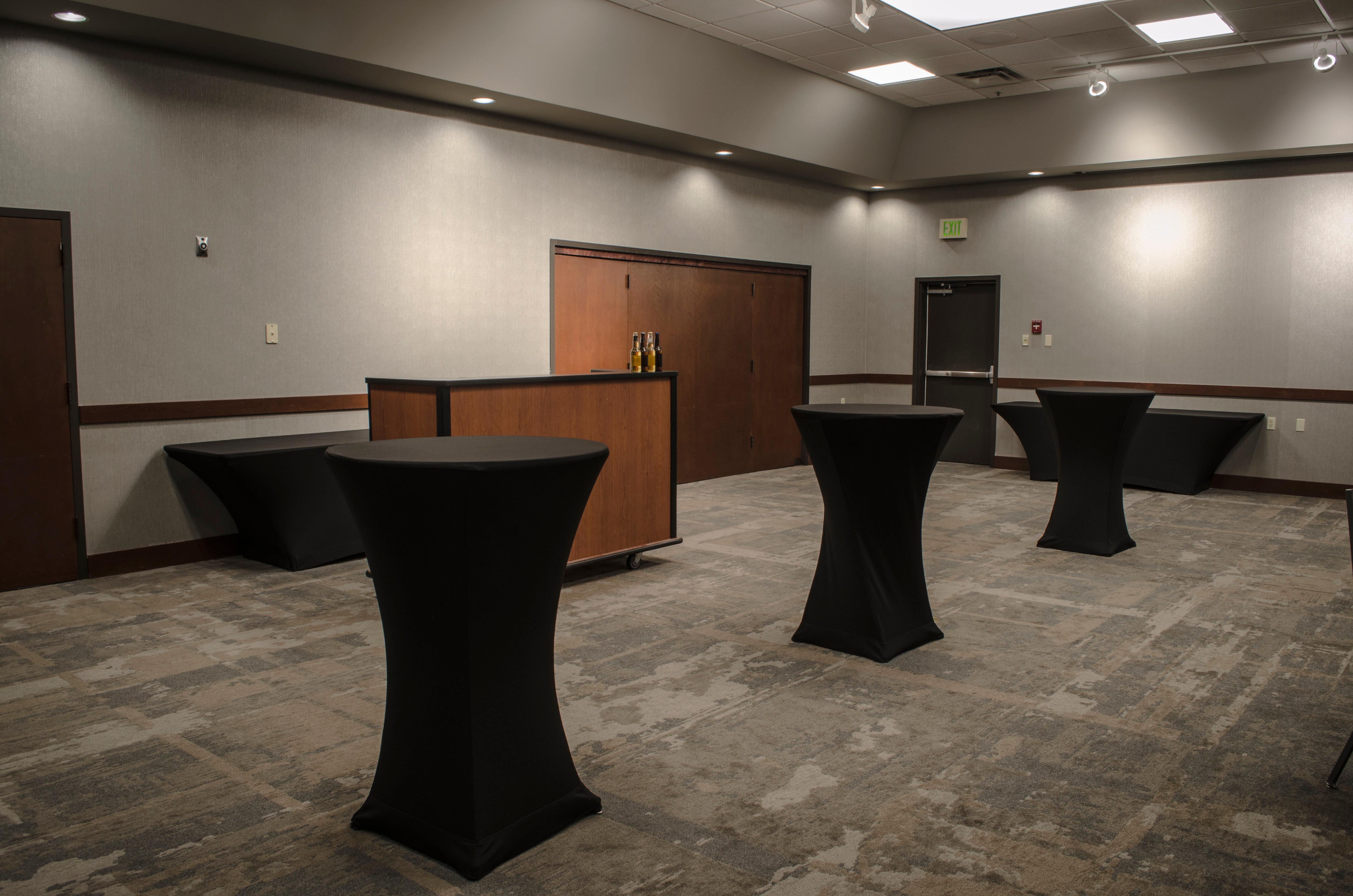 Holiday Inn Fargo By Ihg Bagian luar foto