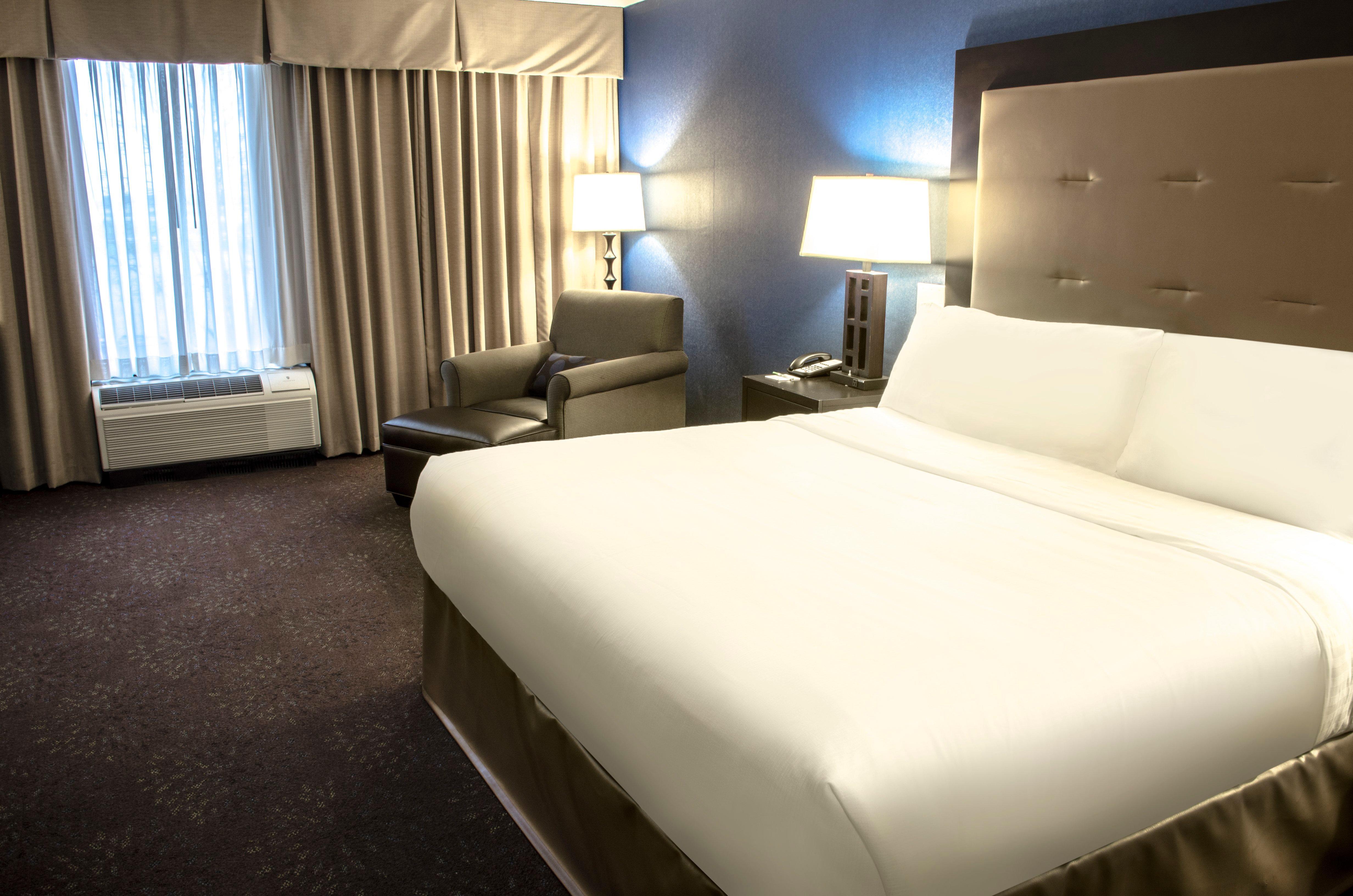 Holiday Inn Fargo By Ihg Bagian luar foto