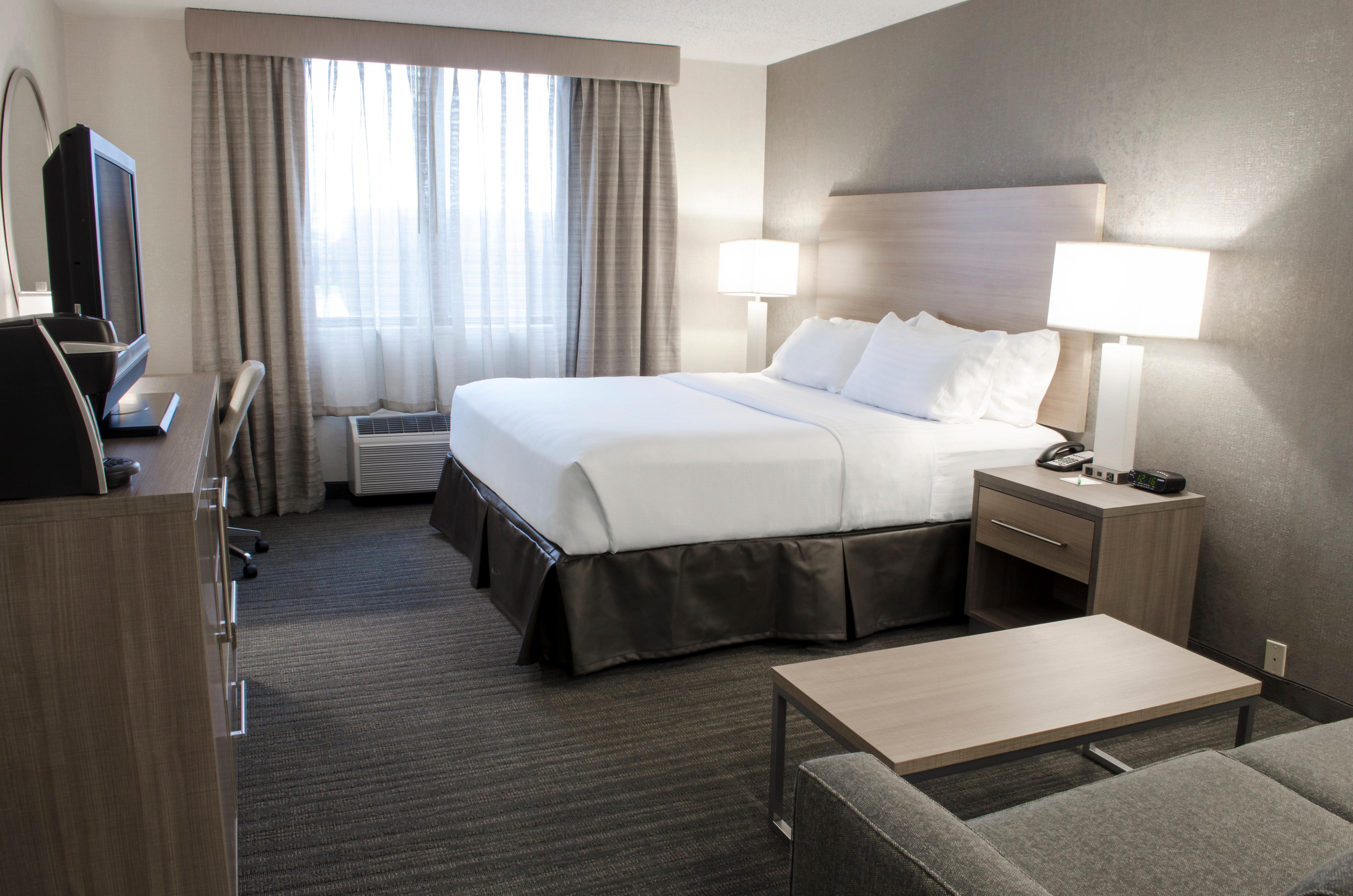 Holiday Inn Fargo By Ihg Bagian luar foto